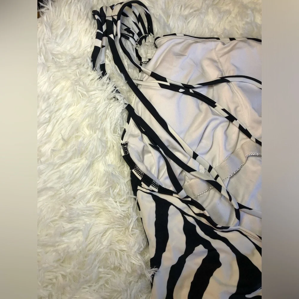 Zebra Print One-Shoulder Swimsuit - Picture 8 of 14